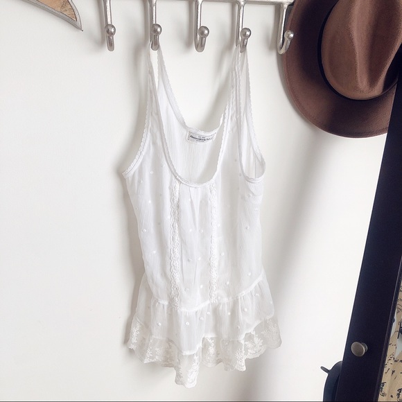 ✨A&F Ruffle Tank✨ - Picture 3 of 4